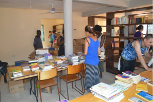 Links Across Borders' International Community Development Students from Toronto helping to set up our first library in Ghana